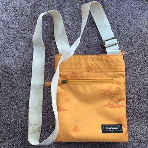 Small Dakine crossbody bag